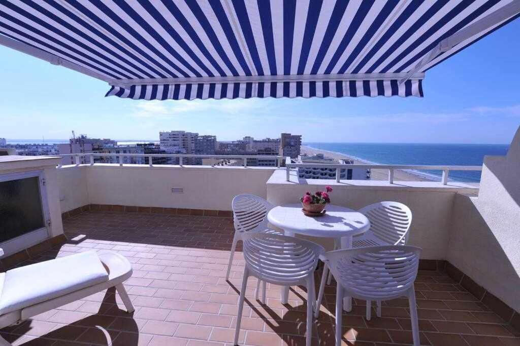 Atico Apartamento Loft Playa Victoria Cadiz Bagian luar foto